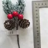 Accesorios de decoración personalizados de fábrica para Navidad y Año Nuevo, accesorios de boda, boda, bricolaje, flores de Navidad tridimensionales, frutos rojos