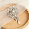 Broche Elegante de Borboleta de Alta Qualidade Dongdaemun Pin Feminino de Alta Qualidade 2024 Nova Moda Acessórios de Corsage de Design Nicho