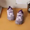 Zapatos Andador para Bebé 2026 Nuevo Estilo Otoño Zapatos Casuales Versátiles para Niñas Zapatos de Patineta para Niños Suela Suave Antideslizantes Transpirables Zapatos Deportivos