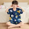 Pijama de verano para niños, fino de seda helada, manga corta y shorts, nuevo conjunto para padres e hijos con cuello en V, estampado de dibujos animados, ropa de casa para niños mayores