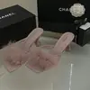Chanclas de Nuevo Estilo Verano 2025 Sandalias Peludas de Tacón Alto Moda de Hadas Estilo Francés Versátil Sandalias Cuadradas para Mujer