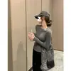 Camiseta básica de punto de manga larga, suave y cómoda, corte ajustado, para mujer, color liso, cuello redondo, hombro normal, perfecta para usar en capas, de otoño e invierno, transfronteriza