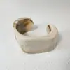 Joyería Yongge Pulsera Irregular de Resina de Lujo Ligero Europeo y Americano Pulsera de Estilo Abierto Ancho de Alto Valor Transfronteriza