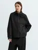 Yutang Estilo Old Money Sencilla y Elegante Chaqueta con Cuello Alto y Cremallera 26 Otoño/Invierno Corte Holgado Ropa Exterior Casual para Viajes de Negocios para Hombre