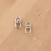 Fivela em formato de 8 Acessórios para joias artesanais DIY Chaveiro Fivela grande em formato de 8 bronze antigo Fivela de conexão retrô