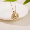 Yuebao Joyería Jadeíta Natural Plata de Ley S925 Chapada en Oro Brújula de los Ocho Tesoros Hueca Giratoria Colgante de Plata China Exquisito