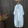 Camisa de Manga Longa com Estampa Xadrez de Letras para Mulheres 2026 Verão Jaqueta de Comprimento Médio com Proteção Solar Cardigan Solto Fino Roupa Externa