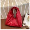 Bolsa de nube suave y esponjosa para mujer, bolso de mano, colección primavera/verano 2026, con asa larga para llevar al hombro, gran capacidad, versátil, para el trabajo