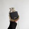 Moda moda corrente saco de ombro das mulheres diariamente commuter cordão saco balde nicho design cor bolsa mensageiro