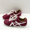Yumoni Couro Casual Esportivo Versátil Exterior Plano Sapatos Forrest Gump Preto Corrida Treinamento Alemão Sola Macia Tênis para Mulheres