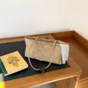 Bolsa de Camurça Estilo Coreano para o Dia a Dia, Grande Capacidade, Bolsa Tote Simples da Moda Outono/Inverno 2026 para Mulheres, Bolsa de Ombro Versátil