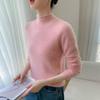 Nuevo Estilo Cómodo Camisa Base de Punto de Cachemira de Color Sólido con Borde Enrollado Suave y Moderno de Cuello Medio Alto para Otoño e Invierno