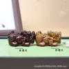 Colgante de Sándalo Natural Tallado Pixiu Atractor de Riqueza con Agujero Colgante para Pulsera Wenwan DIY Accesorios para Llaves