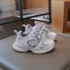 Zapatillas Deportivas para Niñas 2026 Modelo Nuevo Primavera y Otoño Malla Transpirable Zapatos de Papá para Niños Mayores Zapatillas Ligeras para Correr