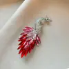 Broche Borboleta de Vidro de Luxo de Alto Padrão Transfronteiriço, Cristal Retro Incrustado com Diamantes, Elegante e Estiloso Broche para Blazer de Terno para Mulheres