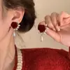 Brincos de Cavalo Veludo Vermelho de Ano Novo para Mulheres 2025 Novos Brincos de Pressão Únicos Ano do Zodíaco Brincos Estilosos