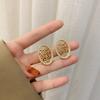Pendientes de rosa con perla barroca ovalada hueca de Dongdaemun de Corea del Sur, elegantes y dulces pendientes de celebridades