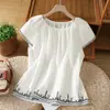 Camiseta sin mangas de encaje bordado, corte holgado, adelgazante, ropa para mujer talla grande, nueva colección de verano 2026, cuello redondo, casual, top versátil