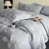 Conjunto de verão de jacquard Tencel lavado com laço, seda gelada, capa de edredom sedosa e lisa, conjunto de cama de três peças de alta qualidade