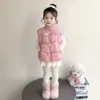 Boneca Estilo Coreano para Meninas Enchida à Mão com Algodão Colete Outono Inverno 2026 Nova Moda Infantil Jaqueta Grossa Top para Menina