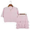Conjunto de Dos Piezas de Punto Hueco con Cuello en V Ondulado, Botones de Perla, Cárdigan de Manga Corta, Falda tipo Pastel, Conjunto de Verano para Mujer de Corte Ajustado