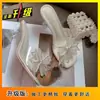 Colección de Verano 2026 Diseño Francés Elegantes Tacones Altos para Mujer con Moño de Cristal Transparente y Detalle de Pedrería, Adecuados para Combinar con Faldas