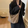 Bolso Cruzado de Hombro de Nailon Impermeable Estilo Japonés Casual para Mujer con un Diseño Único, Bolso Dumpling Retro de Nicho para Commuter