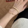 Otoño e Invierno Superposición Oro Azul Blanco Piedra Patrón Vertical Ala Ancha Delgada Media Pulsera Retro Simple Atmosférica Pulsera de Alta Gama para Mujer