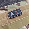 Parche de Goma con Insignia de Tipo de Sangre 3D de PVC A B O AB POS Pegatina de Moral Insignia con Gancho de Velcro en stock