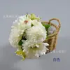 Suministro de fábrica flor de crisantemo de bola fresca flor de mano simulación flor de mano flor artificial hogar suave decoración de sala de estar flor de dama de honor
