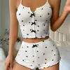 Pijama Sexy para Mujer Verano Nueva Llegada Estampado de Rayas de Agujero en Forma de Corazón Ropa de Casa Transpirable y Cómoda Conjunto de Tirantes con Abertura Frontal