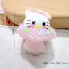 Accesorios de resina 3D gato sosteniendo flores accesorios para gatos llavero para teléfono DIY hecho a mano pegamento de crema materiales de colgante pequeño