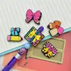 Ventas Directas de Fábrica Serie Día del Maestro Cuentas Adhesivas de PVC Blando Extraíbles Accesorios para Bolígrafos DIY Nuevo Dibujo Animado Cuentas de Enfoque Cuentas Sueltas