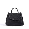 Nuevo Bolso de Hombro de Cuero Genuino para Mujer Bolso de Mano de Nicho de Gama Alta para Mujer Bolso Tejido Hecho a Mano Transfronterizo para Viajero