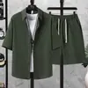 Verão 2026 Novo Conjunto Masculino Lindo Fashionável Tendência Camisa com Textura de Gaze Bolha Manga Curta e Shorts Conjunto de Duas Peças