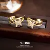 Pendientes de Corazón con Letra Microincrustada de Aguja Plateada Pendientes de Moda Francesa de Lujo Ligero con Temperamento Pendientes de Diseño Simple Versátil para Mujeres