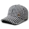 Gorra de béisbol de lana a cuadros para hombre y mujer, sombrero cálido de otoño e invierno para protección solar, gorra de pico versátil y a la moda estilo coreano, moderna