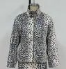 Vestuário feminino transfronteiriço: Casaco de pelúcia com estampa de leopardo retrô europeia e americana, gola alta, com zíper, pelo sintético, corte solto, manga longa, para mulheres, adequado para outono e inverno