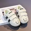 Sapatos de Algodão Infantis para Crianças Maiores, Novos Modelos Outono/Inverno 2025, Sapatos com Painel de Couro, Solado Macio Antiderrapante para Meninas, Sapatos Casuais para Meninos, Quentes