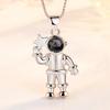 Joyería para mujer chapada en plata transfronteriza 520 Te amo Cien idiomas Collar con colgante de piedra de proyección de astronauta cósmico