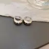 Pendientes de Aro Lisos Ovalados Geométricos Retro para Mujer, Modernos y Elegantes, Estilo de Alta Gama, Pendientes Versátiles Minimalistas para el Día a Día