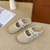 Sandalias cerradas tipo slip-on de nuevo estilo 2026 para mujer, con tacón elevado, ribete de encaje y diseño retro, adecuadas para usar en otoño.