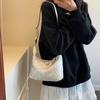 Nova Bolsa de Axila Estilo Chinês 2025 Nova Bolsa de Mão Simples e Fashion Bolsa de Ombro Bolsa Transversal para Viagem e Dia a Dia Bolsa Dumpling