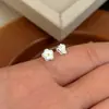 Pendientes Asimétricos de Flor de Plata Pura S999 para Mujer, Diseño Simple, Fresco, Exquisito, Compacto, Moderno y Versátil