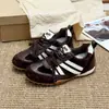 Sapatos femininos estilosos e atraentes, nova coleção primavera/outono 2026, tênis casuais baixos versáteis, um estilo de tênis de treino alemão super popular