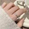 Anillo Minimalista Cool de Mariposa Hueca para Mujer, Diseño de Nicho de Moda, Anillo Abierto Delgado, Anillo para Dedo Índice, Moderno