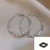 Pendientes de Aro Lisos con Pasador de Plata 925 para Mujer 2025 Nuevo Popular Diseño de Nicho Pendientes de Gama Alta Pendientes de Lujo Accesible