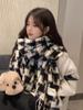 Grande Coleção de Cachecóis Xadrez~ Estilo Ins Retrô Coreano com Franjas para Mulheres Outono e Inverno Versátil Quente e Atmosférico Cachecol para Estudantes