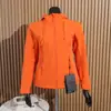 Jaqueta Softshell com Capuz Macia e Forrada com Lã Versátil e Quente para Uso Diário na Primavera, Outono e Inverno para Mulheres 13676