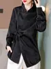Nova Camisa Preta Jacquard de Manga Longa Estilo Chinês com Gola Alta para Mulheres Outono Nova Chic Elegante Top com Amarração na Cintura